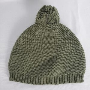 Oliver & Rain Olive Green Pom Beanie - One Size EUC